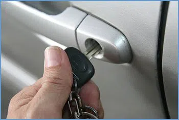 State Locksmith Services Little Rock, AR 501-337-0023 - 21-unlock-car